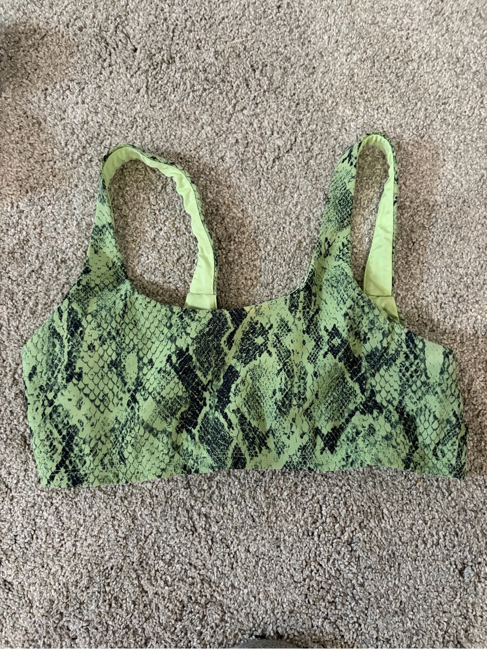ALO Yoga Lime Green Snake-Print Sports Bra